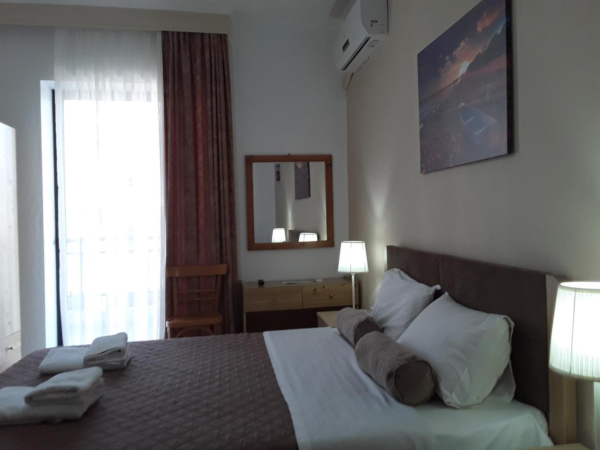Hause Zorbas Aparthotel Паралия Дионисиу Стая снимка